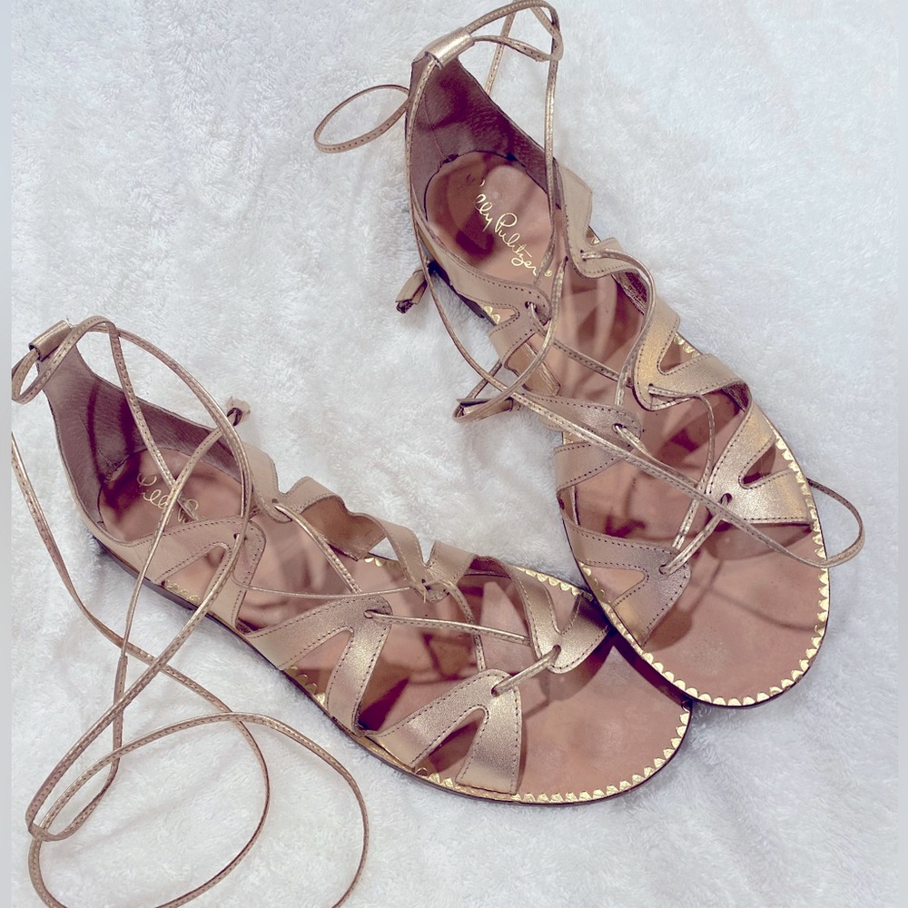 Lilly Pulitzer Fit to be tied sandals 9.5 EUC